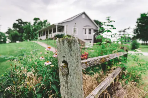 Lawn care and landscaping in New Hope, AL
